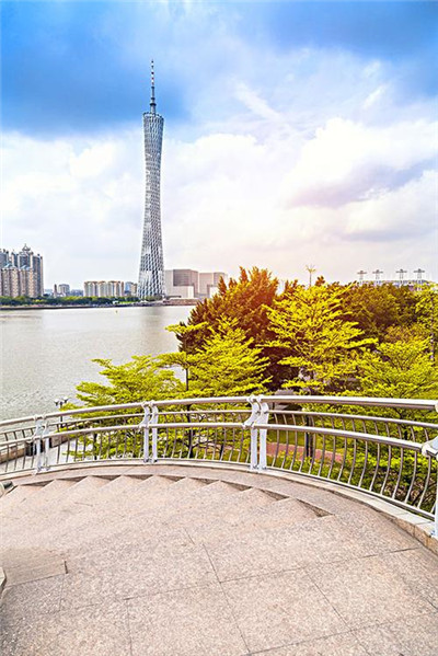 深圳维也纳全套酒店: 地理位置方便且设施完善 深圳维也纳全套酒店: 地理位置方便且设施完善